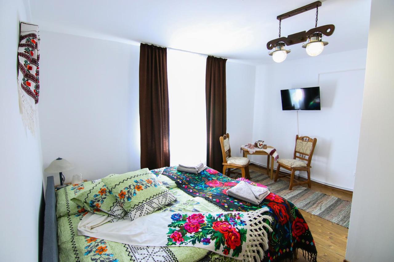 Lacrima Izei Villa Săcel Exterior foto